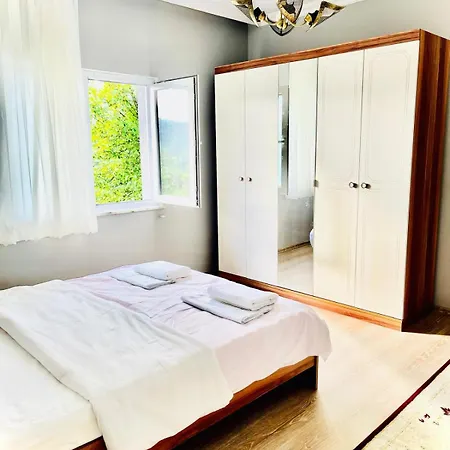 Aparthotel Five Stars